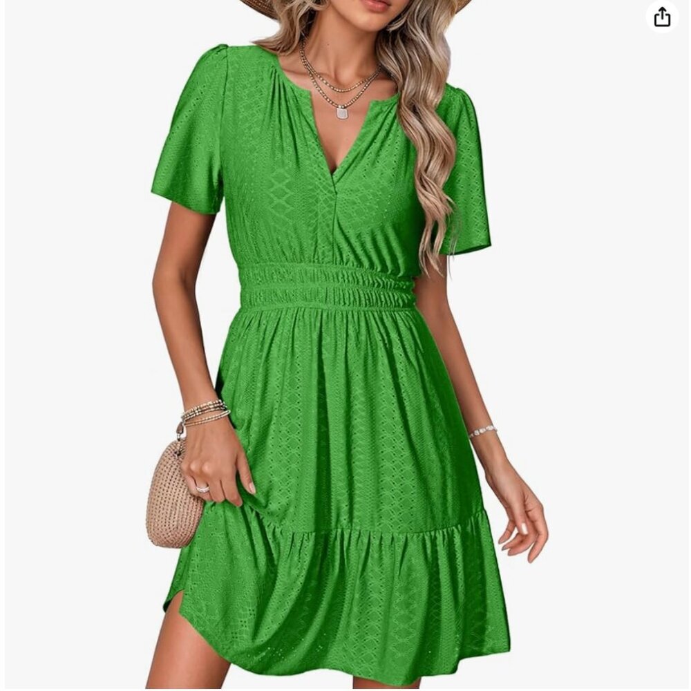 NWOT Simplee Women’s Green Eyelet Midi Dress w/ Pockets | Elastic Waist. Medium